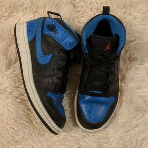 Boys Nike Retro Jordans 2.5 Y